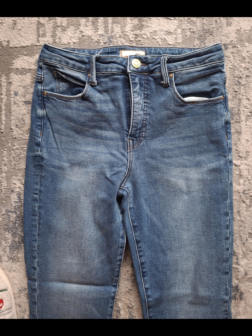 Kut from the Kloth Size 8 Charlize Raw Hem W30 X L26  High-Rise Ankle Jeans